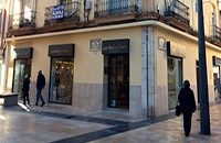Tienda Deco Barber en Gandia | Estudio Arquitectura Roberto Moratal