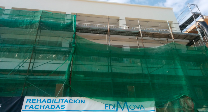 Rehabilitación fachada Edificio Bonaire en Playa Bellreguard | Estudio Arquitectura Roberto Moratal